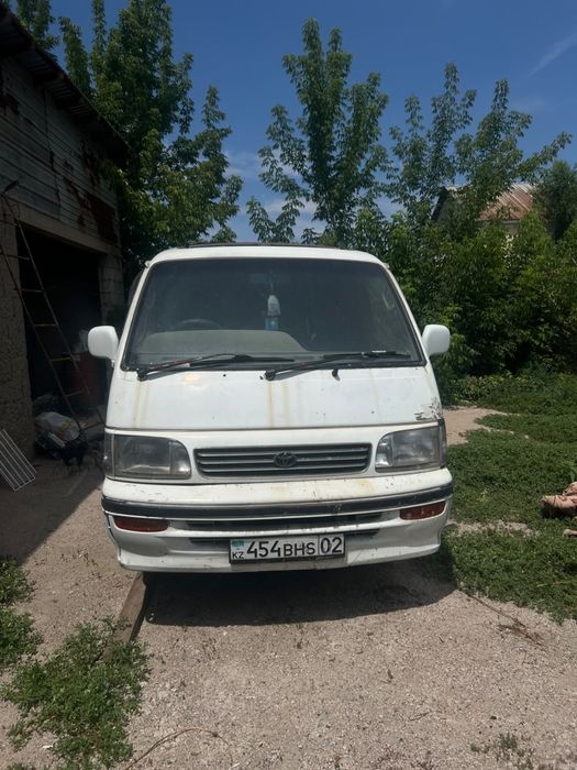 Toyota Hiace 1996