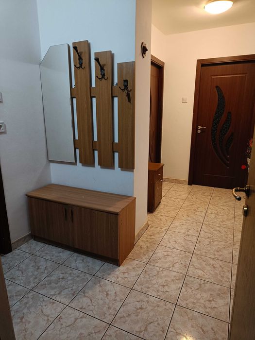 Caut colegă de apartament, închiriez cameră