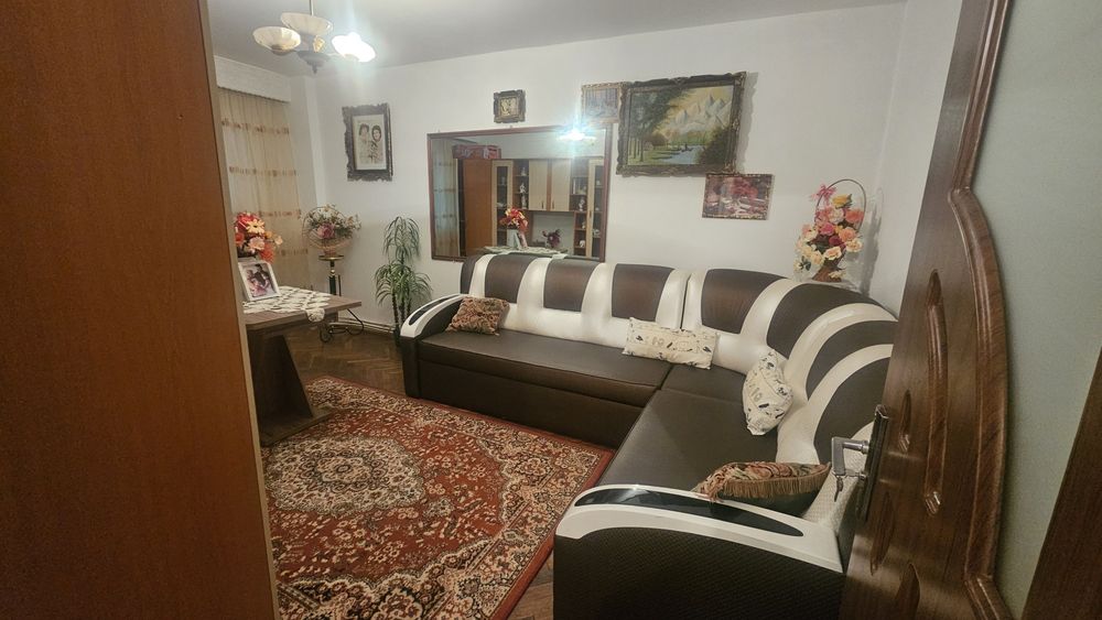 Apartament 3 camere zona Stadion-Cetate — fotografia 3