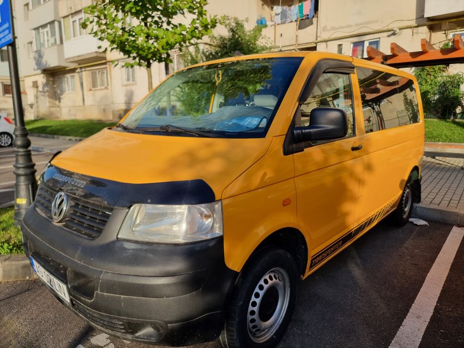 VW TRANSPORTER T5 8+1 locuri