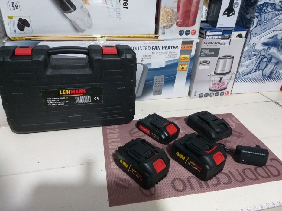 Acumulatori Scule 20v Cu Incarcator Functionali
