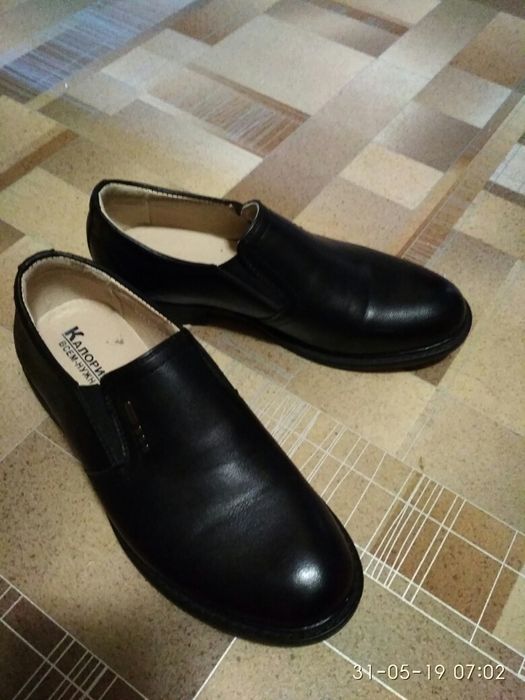 Туфли мальчиковые новые