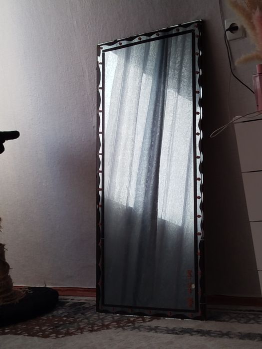 Продам зеркало хорошее