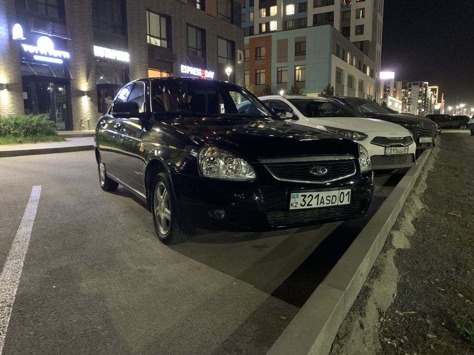 Лада приора 2 полулюкс