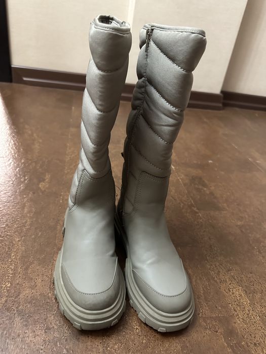 Сапоги демисезонные Zara для девочки 33 р.