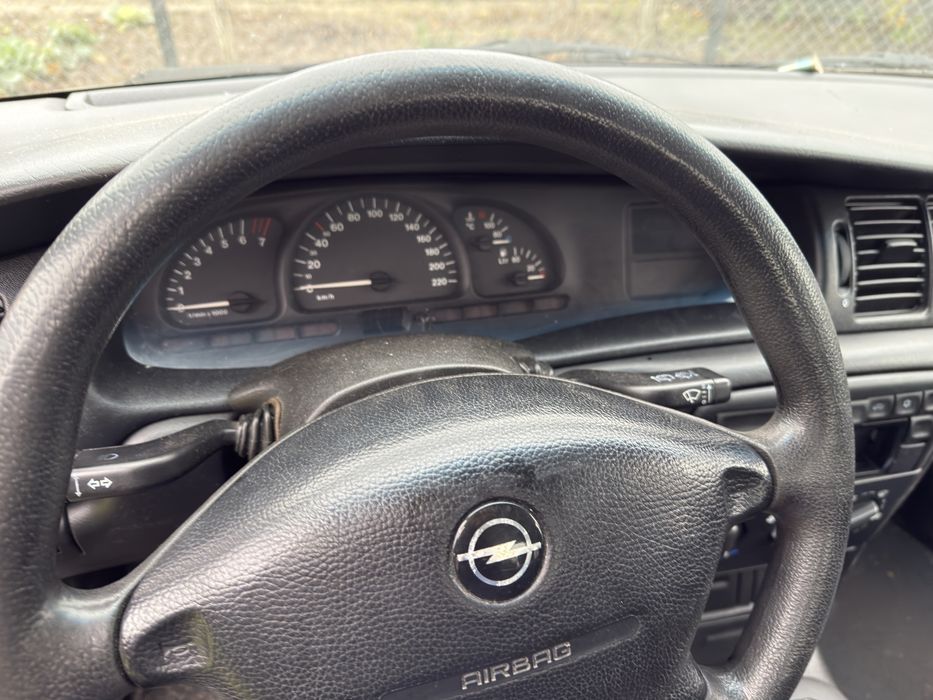 Opel vectra b 1996