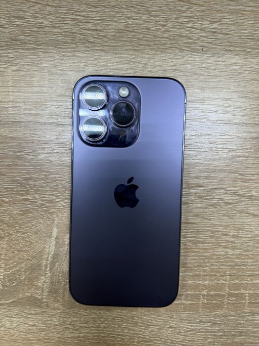 Продаетя б/у iPhone 14 Pro 256 GB