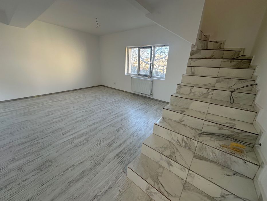 Casă Parter+Mansardă aproape de mare!