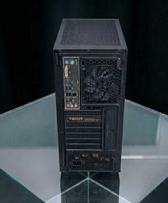 Продавам Геймърски компютър i7/GTX 1660 Super/32GB RAM/512GB SSD/1TB HDD/500W НОВО ЗАХРАНВАНЕ