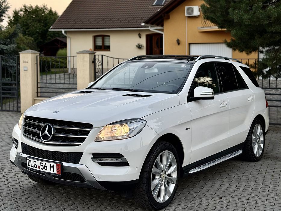 Mercedes ML350 2013 258cp 4Matic AMG 3.5T carlig ! Top