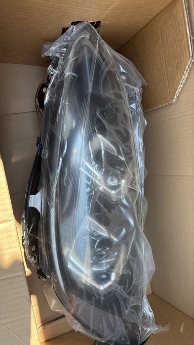 Far stanga LED original Ford Kuga MK3 2020-2024 cod 2852842 LV4B-13E017-AS NOU in cutie