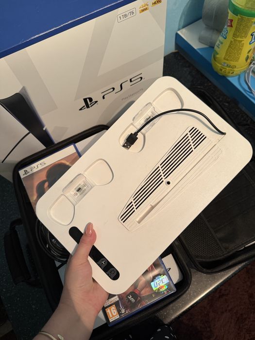 Продается Playstation 5 Slim