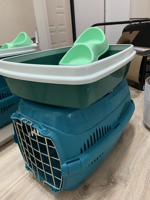 Продам переноску для кошек
