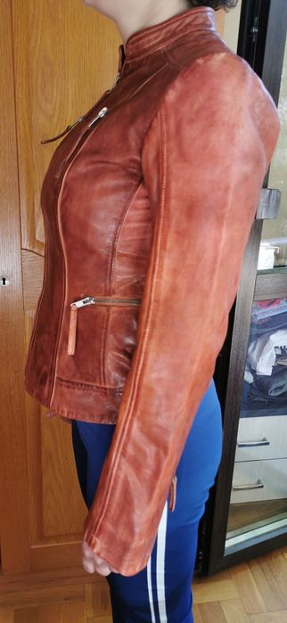 Ново кожено яке. Размер 36 или S