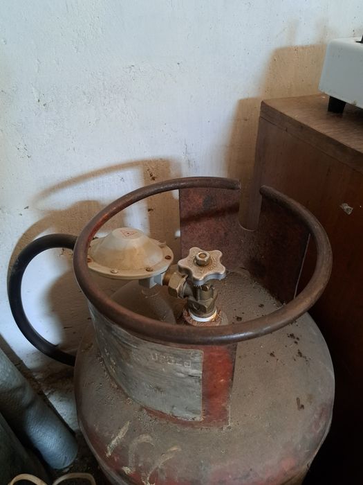 Продам плитку 2х комфорт