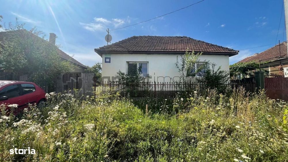 Casă bătrânească in Mierlău | Teren 2.000 mp | 20 min de Oradea