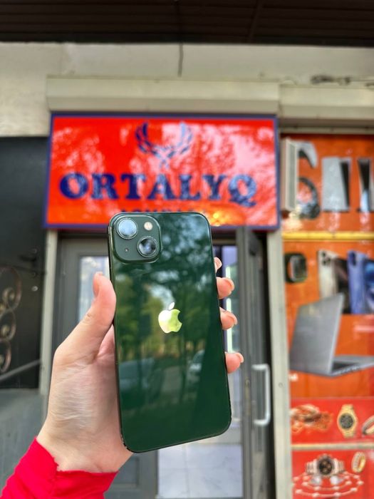iPhone 13 Память:256гб