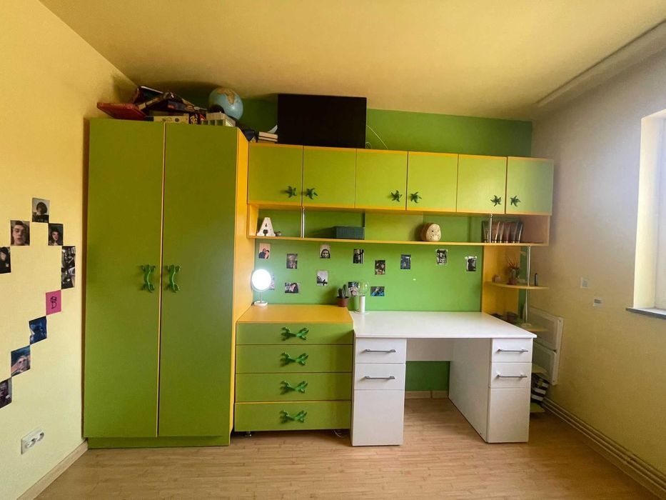 Mobila dormitor copii verde cu galben
