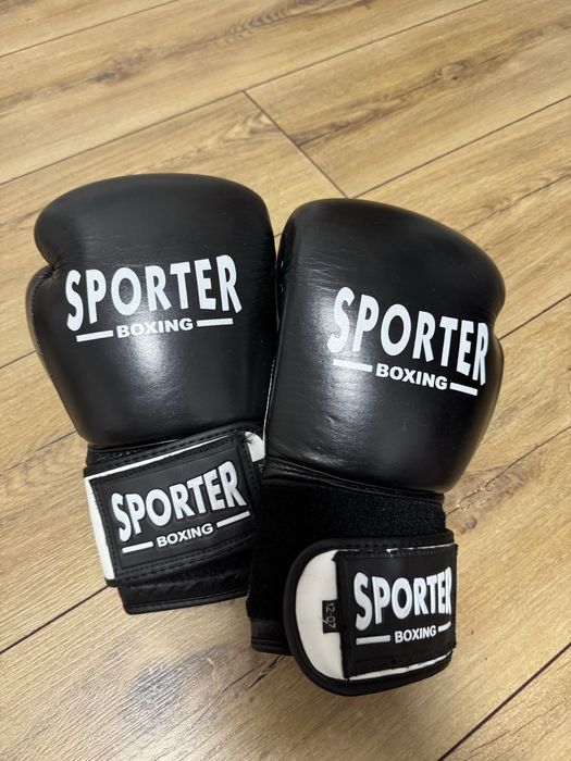 Боксови ръкавици