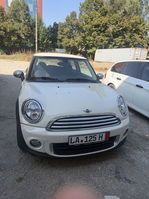 Mini Cooper 1.6 122cp