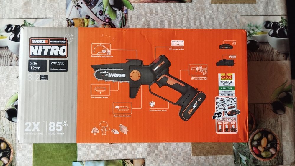 Акумулаторен трион Worx Nitro