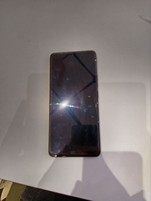 Продам Poco f6 цена 140000