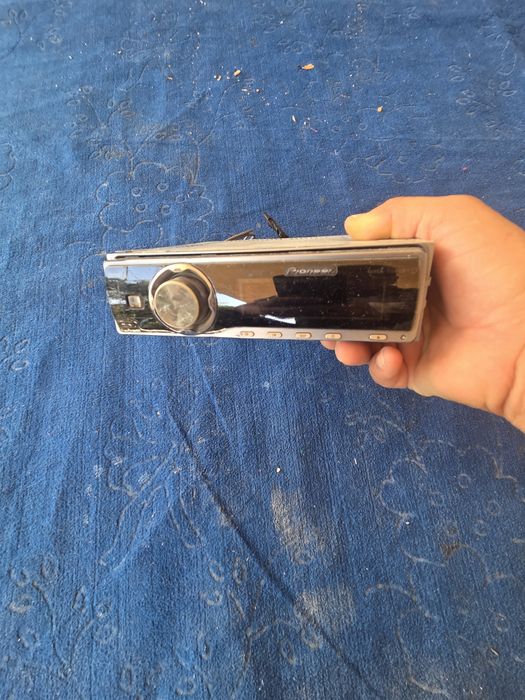 Pioner p7950 sotiladi