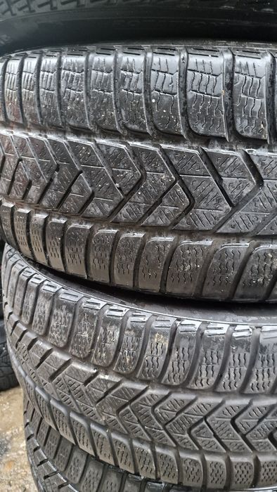 275 35 21 Pirelli 2022 2 anvelope iarna ca noi