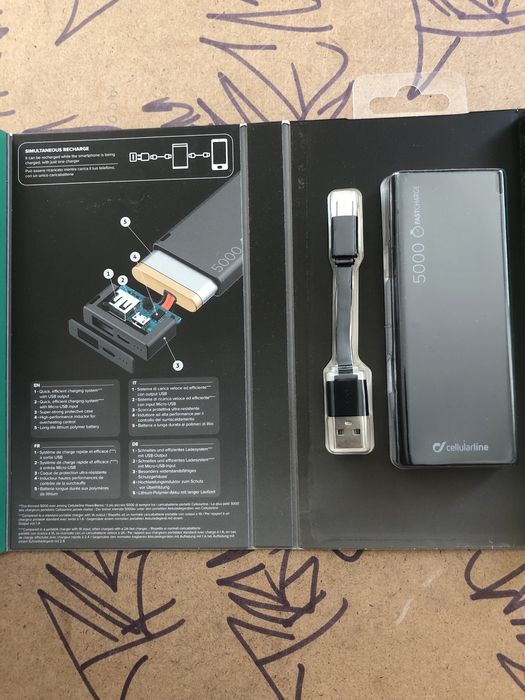 НОВА Ултра Компактна Външна Батерия Cellularline FreePower Slim 5000 mAh