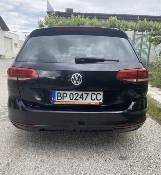 Продавам VW B8 2015 година