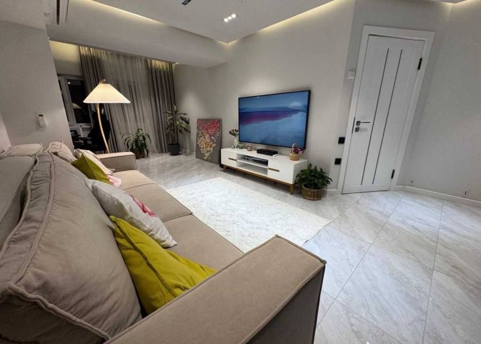 Квартира 2х комнат 62м2 на Ц-2 на против TRILLIANT! Продажа! Торг СНУ