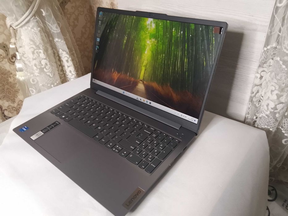 Продаётся ноутбук Lenovo