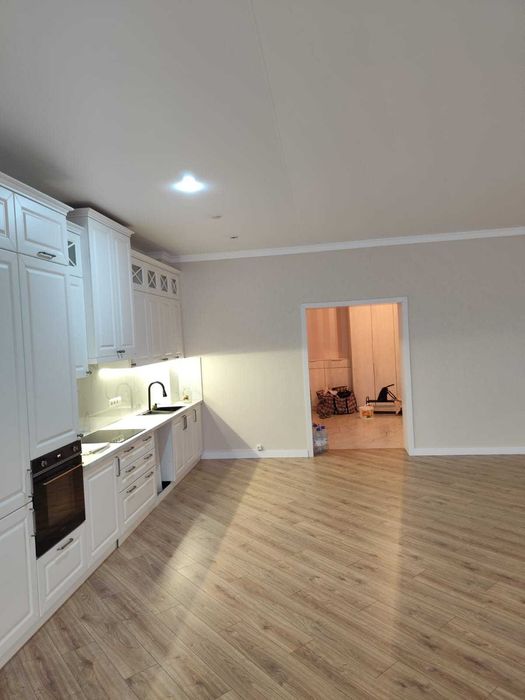 Продам 4х комнатную квартиру