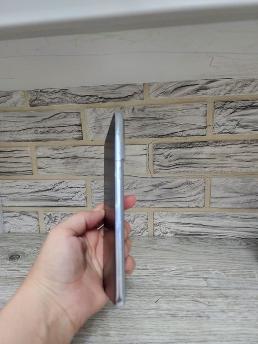 Samsing S21+5G IMEI o'tgan