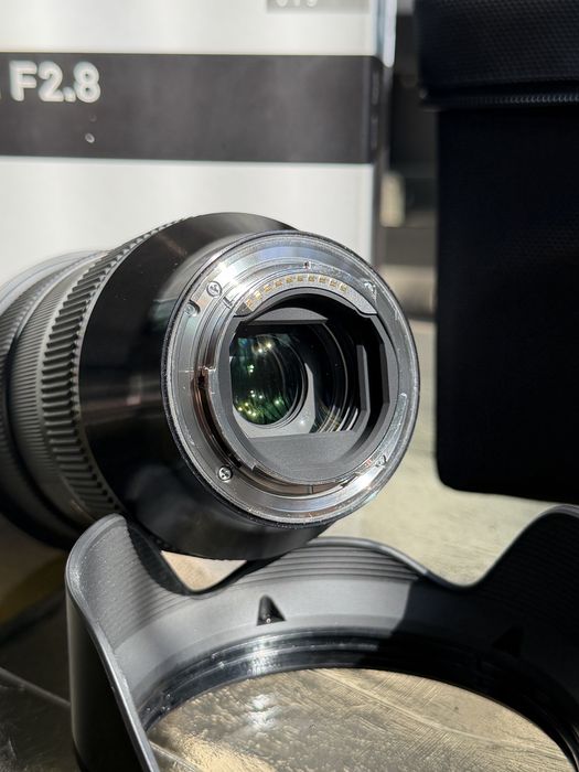 Sigma 24-70mm f/2.8 DG DN Art Sony FE – Перфектно състояние