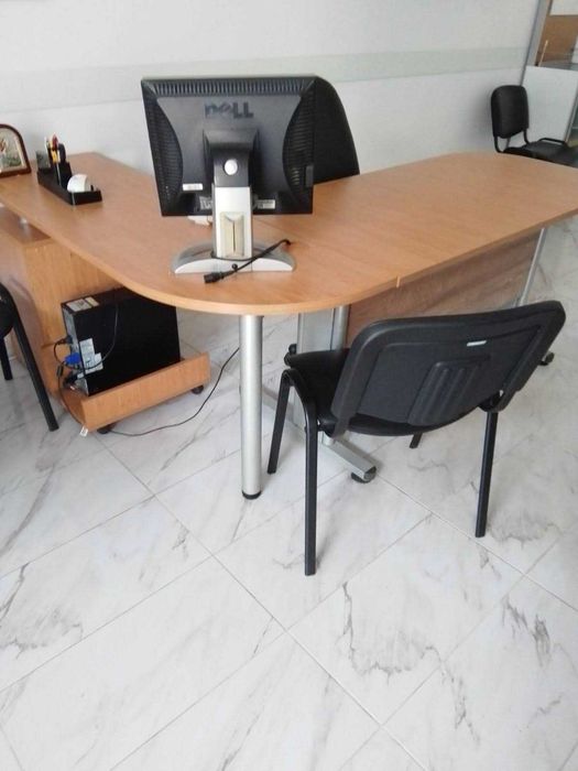 Обзавеждане за офис продавам