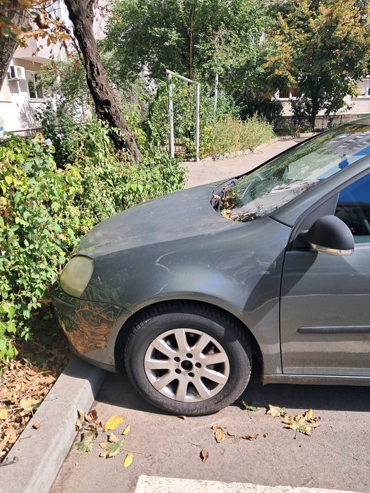 VOLKSWAGEN Golf 2004 — imagine 4