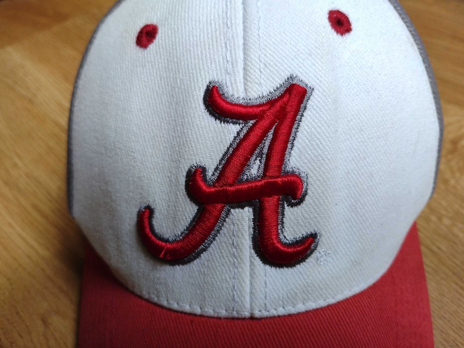 NFL / Alabama Crimson Tide football - шапка с козирка
