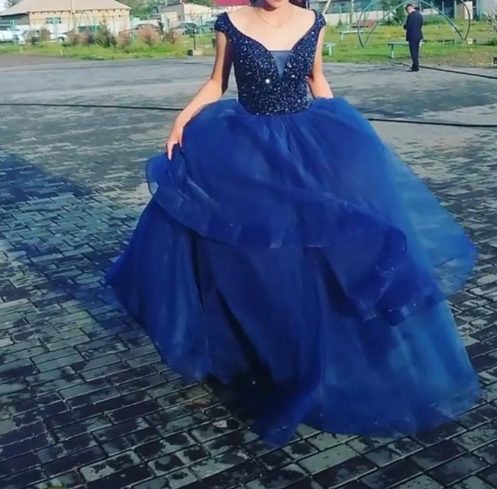 Платье бальное красссивое
