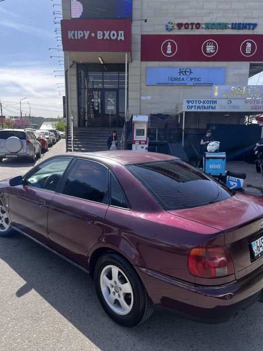 Audi a4 b5 1.8л 1995 года