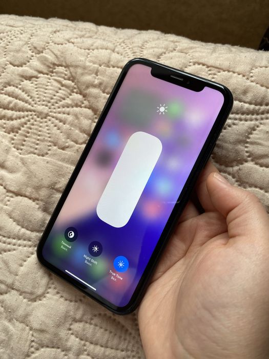 Айфон XR 64gb 75% В идеале