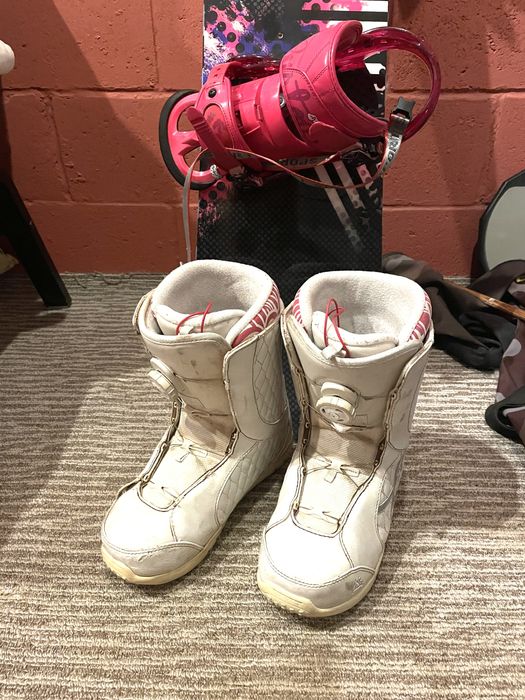 Сноуборд + ботинки