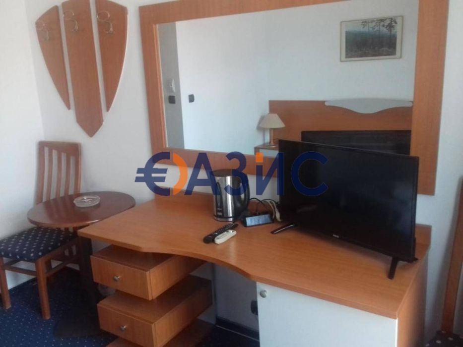 Продава се Едностаен апартамент в Несебър - 38 кв.м за 1013 €/кв.м - Снимка #2