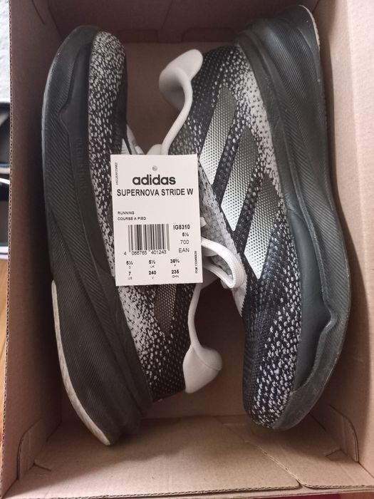 Qiz va ayollar uchun krasovka