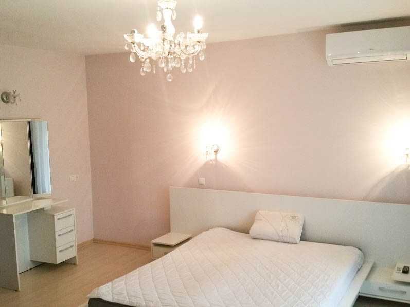 Inchiriez  casa  zona foarte buna