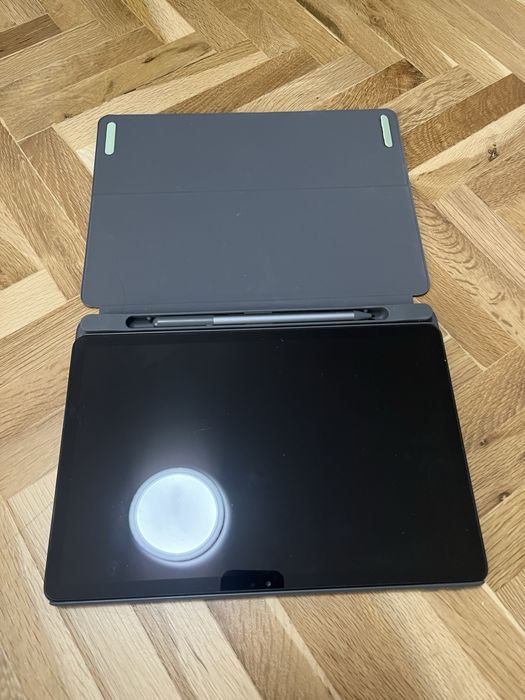 Таблет Lenovo Tab m11 в отлично състояние+калъф и писалка