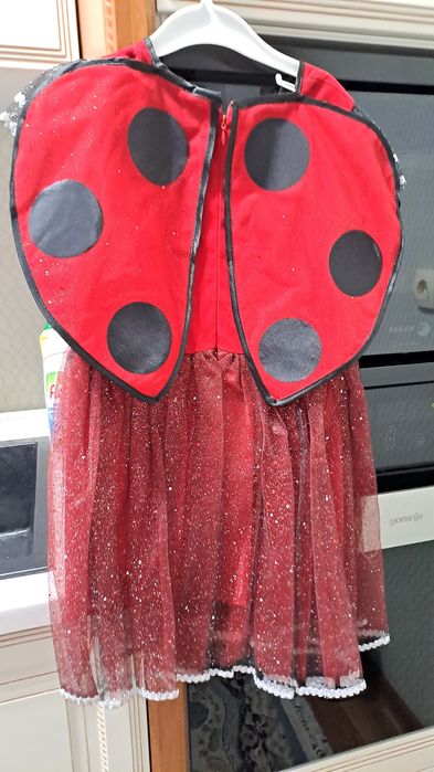 Продам новогодние костюмы