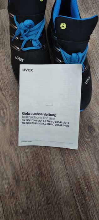 Продам спецобувь UVEX