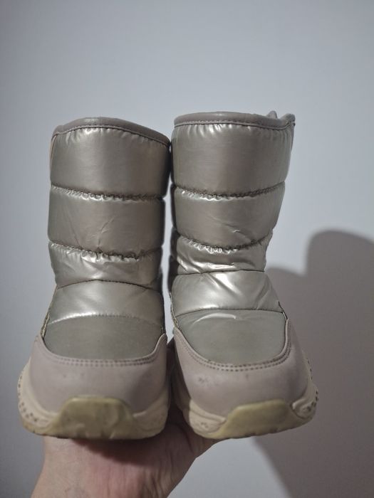 Детские сапожки.