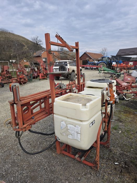 Instalatie erbicidat in tiranti la tractor 400 litri si 12 metri